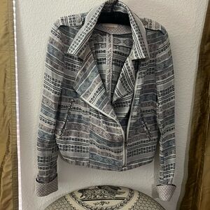 Aztec Light Purple and Blue light weight jacket